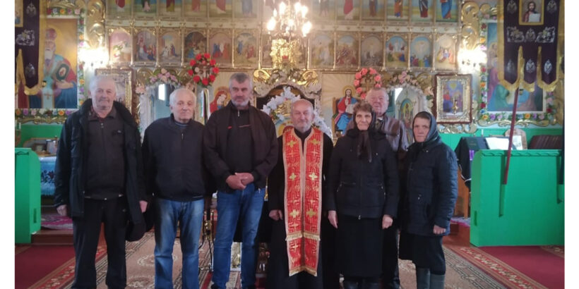 На Закарпатті віряни ПЦУ "відбили" храм від московського патріархату